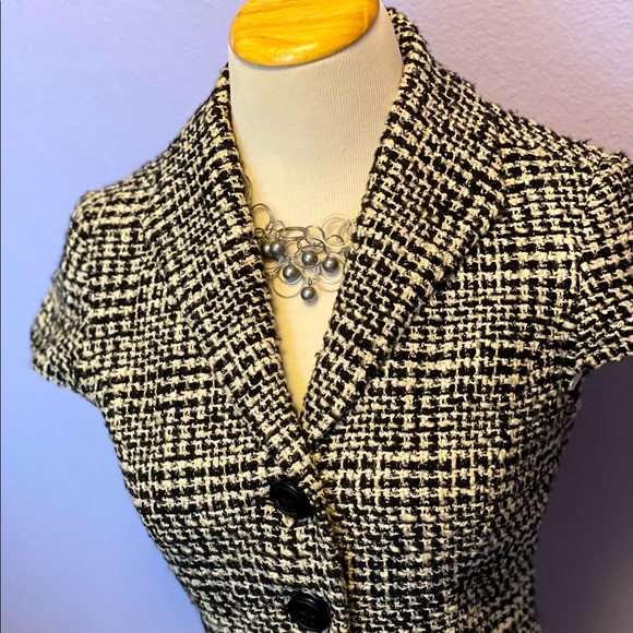 Coldwater Creek Jackets & Blazers - Cold Water Creek short sleeved blazer